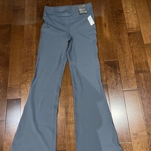 Gap athletic yoga pants